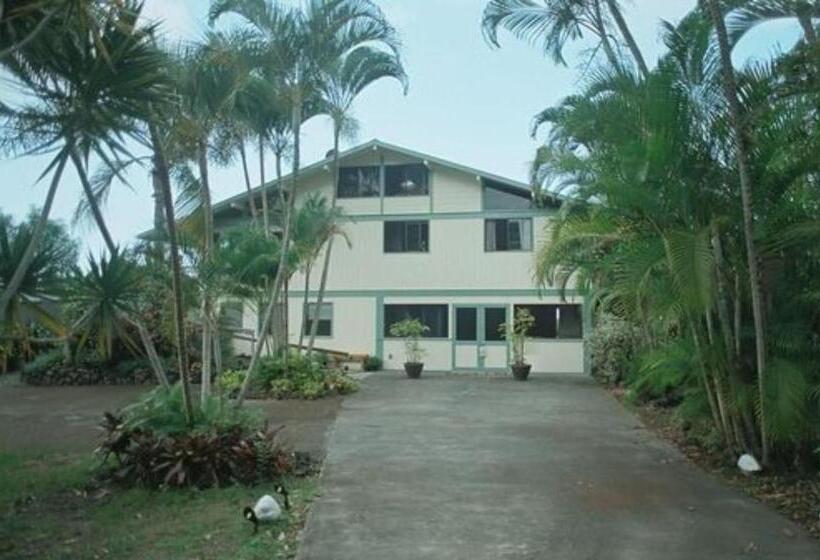 Halehoola B & B