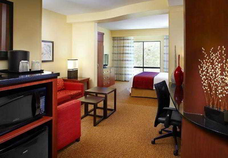 ホテル Courtyard By Marriott Pittsburgh Washington Meadow Lands