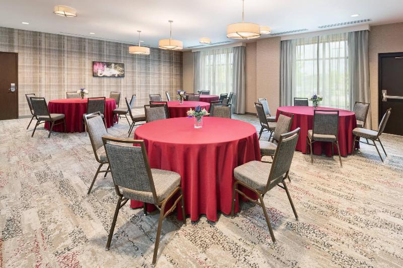 ホテル Courtyard By Marriott Pittsburgh Washington Meadow Lands