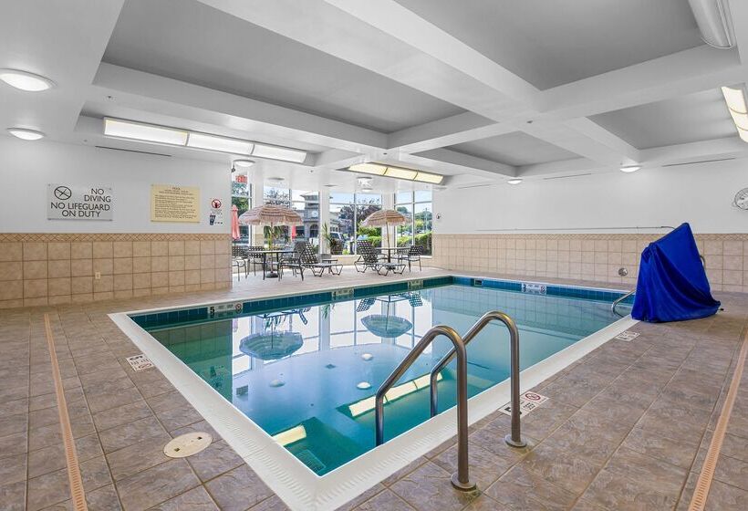 فندق Hilton Garden Inn Auburn