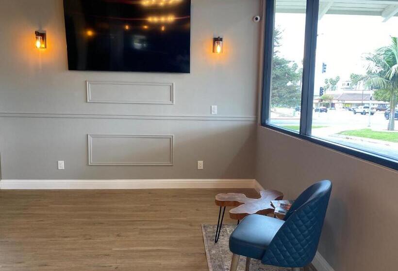 ホテル Inn At Highway 1
