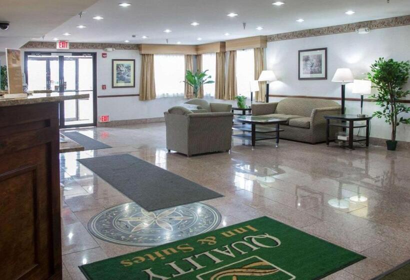 酒店 Quality Inn & Suites Loves Park Near Rockford