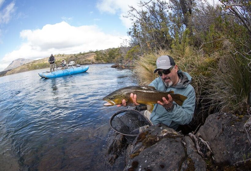 فندق Remota Patagonia Lodge