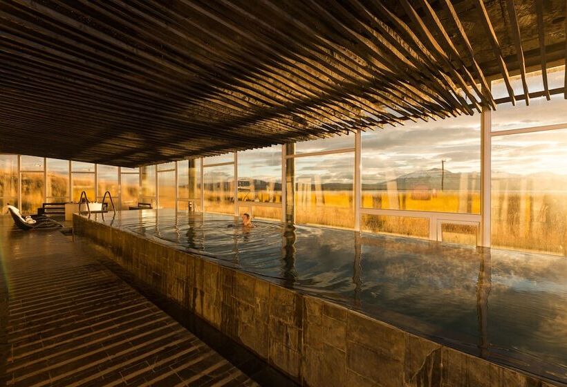 فندق Remota Patagonia Lodge