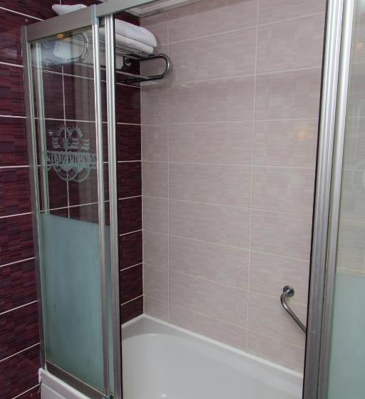 استراحتگاه Champion Holiday Village