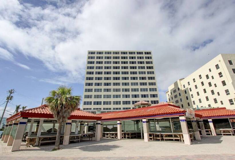 استراحتگاه Hollywood Beach Tower