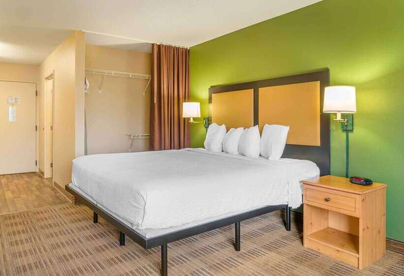 Extended Stay America Suites  Auburn Hills  University Drive