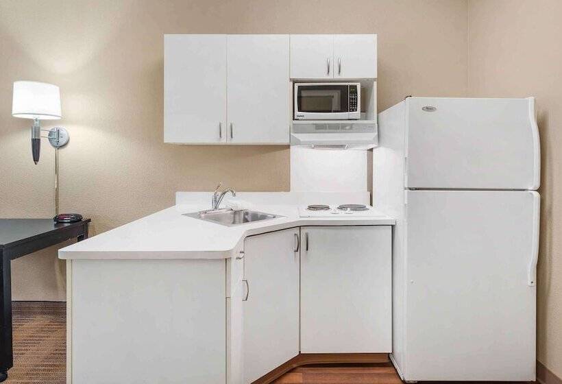 Extended Stay America Select Suites   Chicago   Lisle