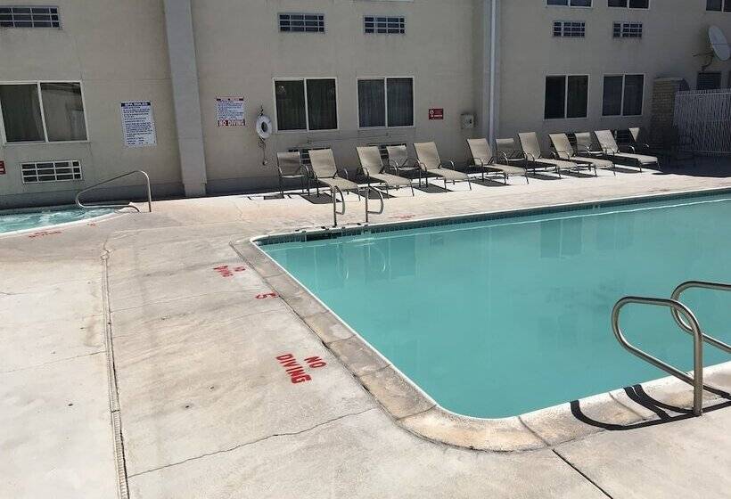 هتل Americas Best Value Inn Cedar City