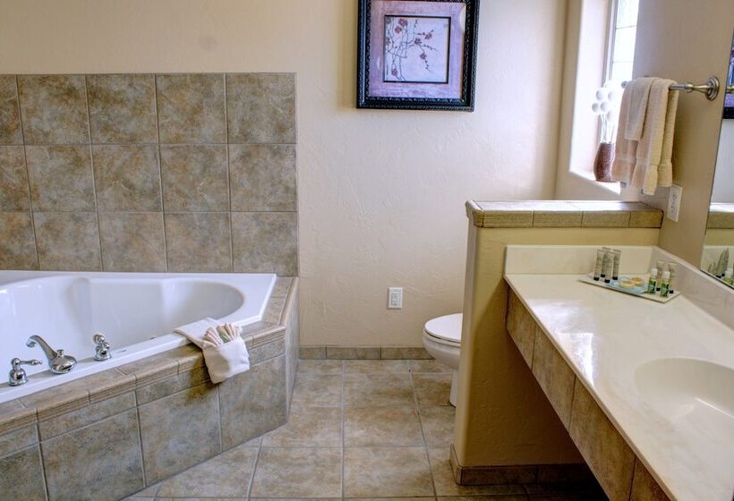 فندق Blue Mountain Inn And Suites