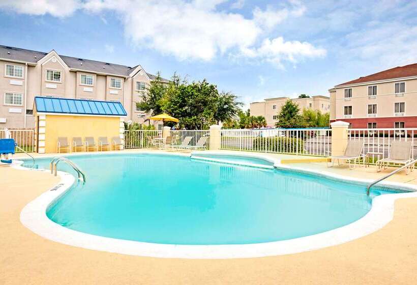 فندق Days Inn By Wyndham Kingsland Ga