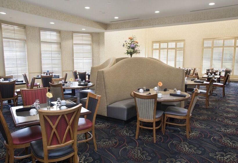 هتل President Abraham Lincoln Springfield   Doubletree By Hilton