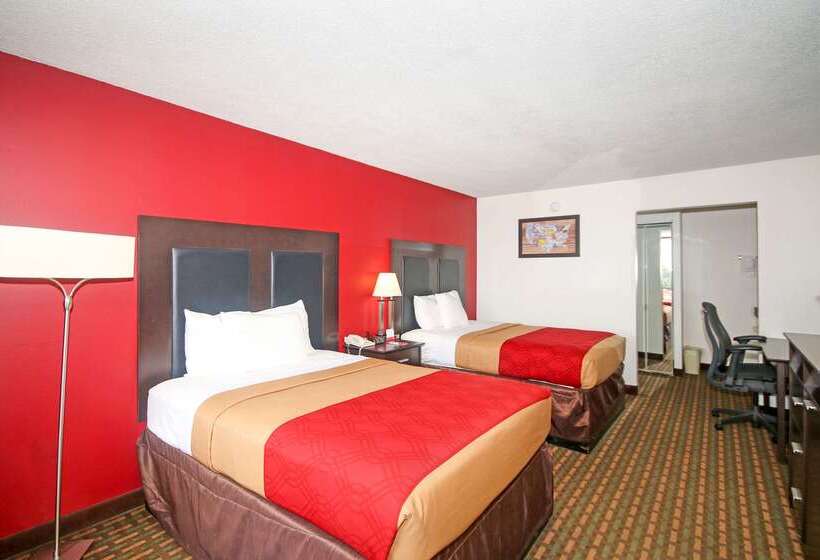 ホテル Econo Lodge Inn And Suites   Pilot Mountain