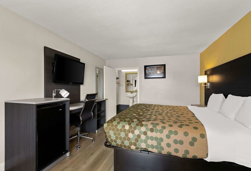 בית מלון כפרי Econo Lodge White Pine Morristown I81 & I40 Split