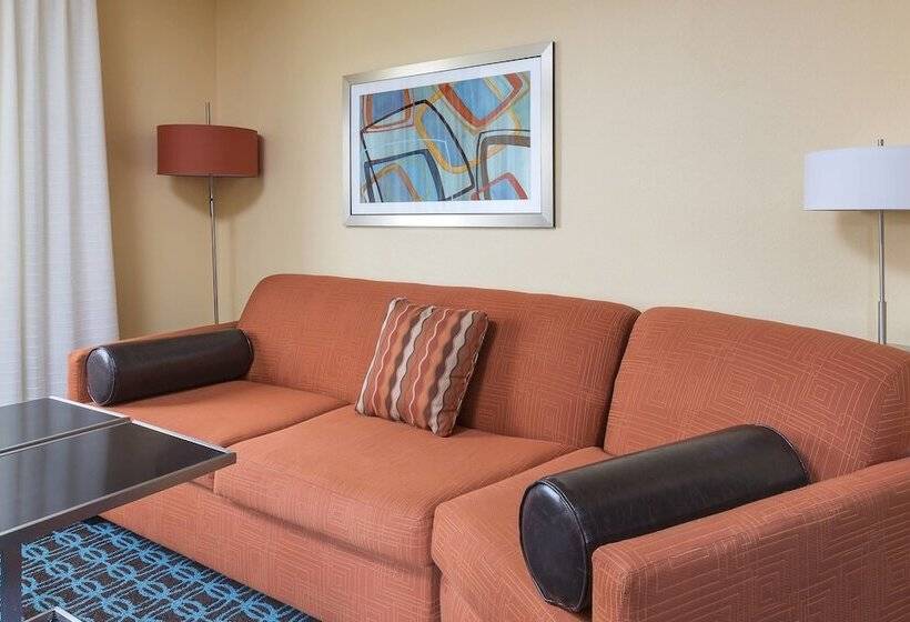 فندق Fairfield Inn & Suites Lubbock