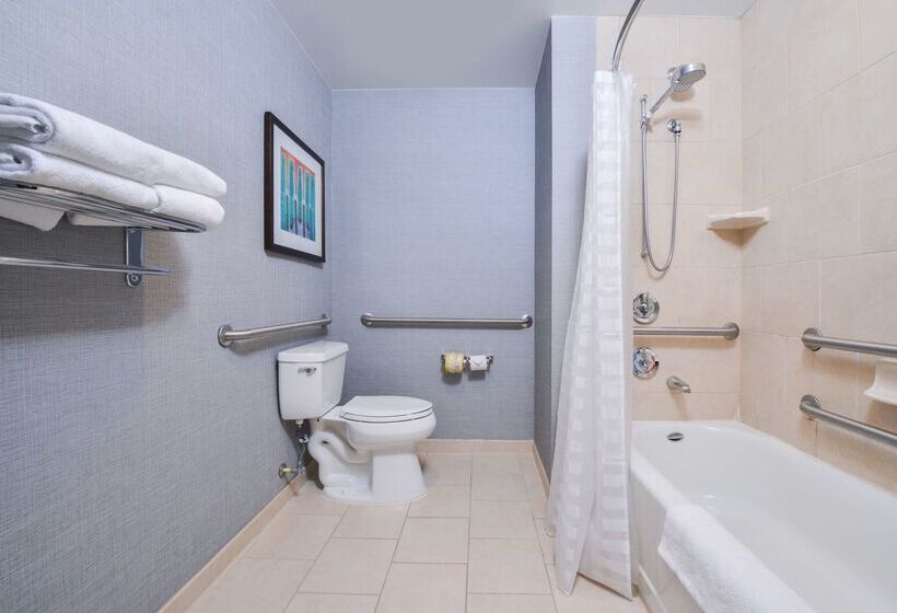 هتل Hyatt Place Chesapeake