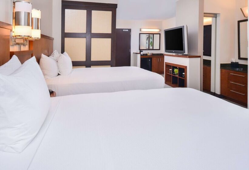 هتل Hyatt Place Chesapeake