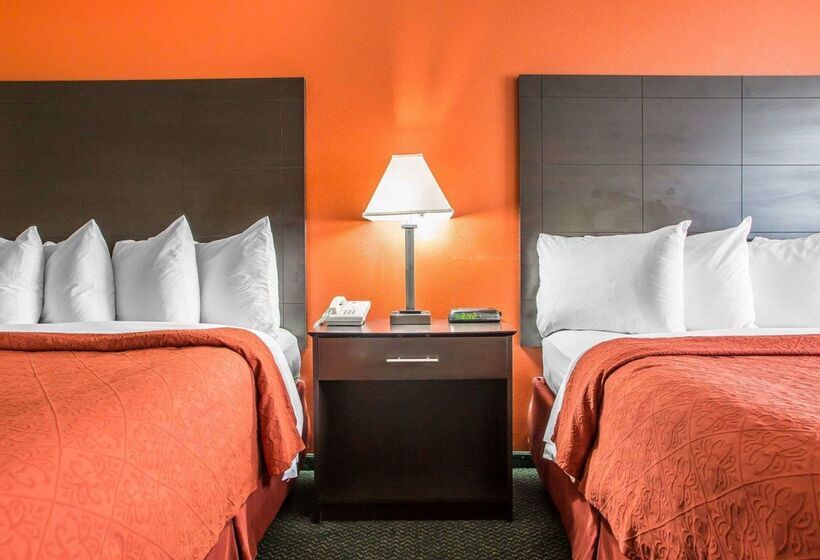 בית מלון כפרי Quality Inn Morton At I74