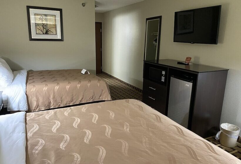 בית מלון כפרי Quality Inn Morton At I74