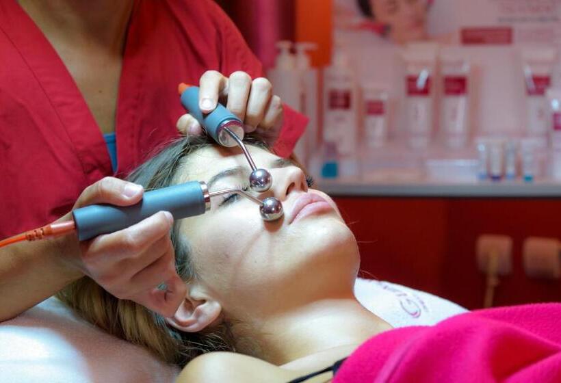 בית מלון כפרי Spa Club Bor