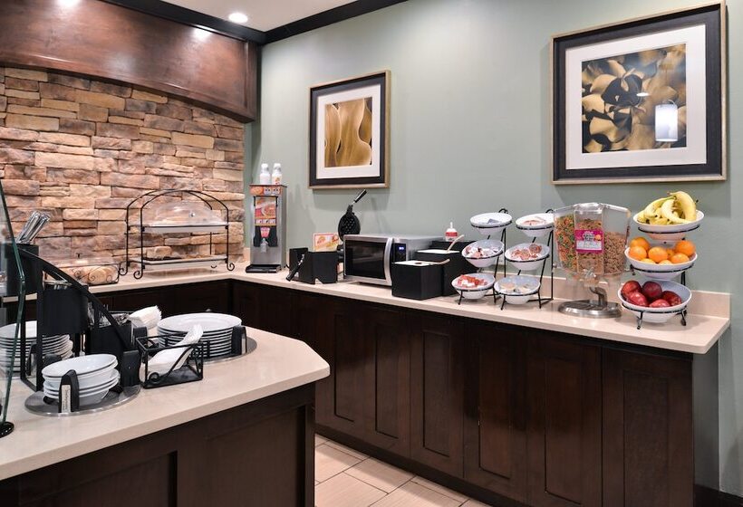 호텔 Staybridge Suites Wichita Falls, An Ihg