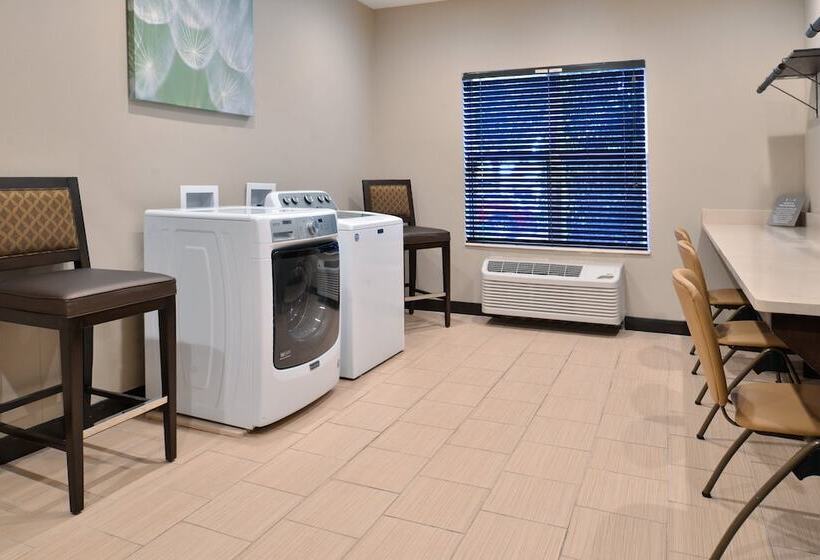 호텔 Staybridge Suites Wichita Falls, An Ihg