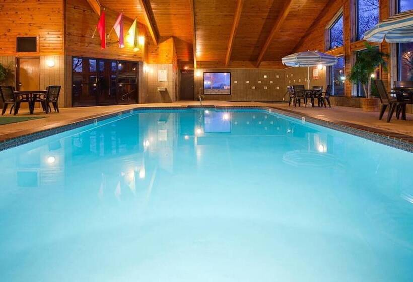 فندق Quality Inn