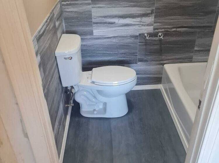 בית מלון כפרי Americas Best Value Inn Providence North Scituate