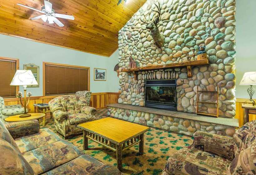 هتل Americinn By Wyndham Wisconsin Dells
