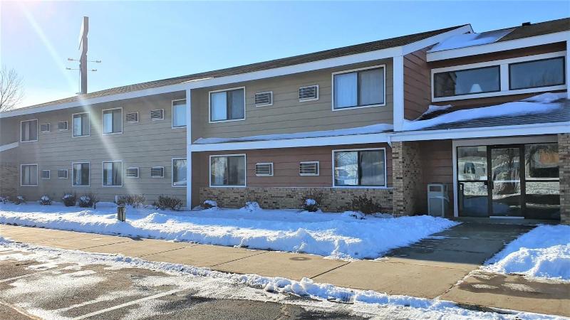 فندق Amerivu Inn & Suites Avon