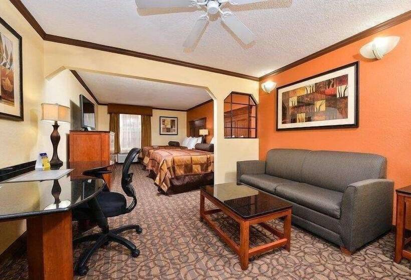 هتل Best Western Plus Midwest Inn & Suites