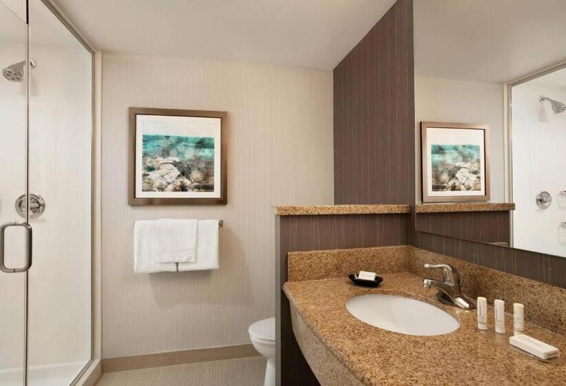 فندق Courtyard By Marriott Middletown Goshen