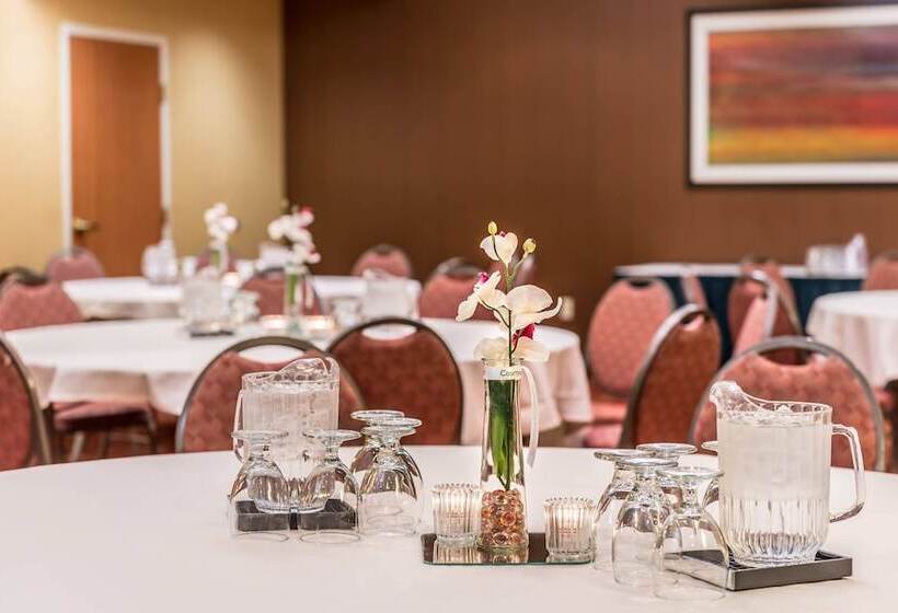 فندق Courtyard By Marriott Sacramento Midtown