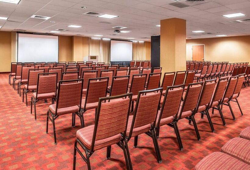 فندق Courtyard By Marriott Sacramento Midtown