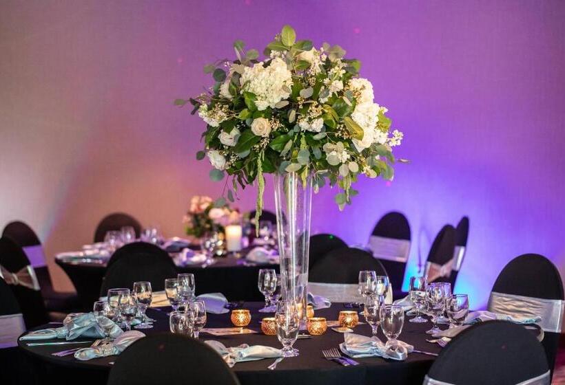 فندق Courtyard By Marriott Sacramento Midtown