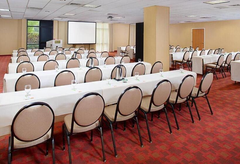 فندق Courtyard By Marriott Sacramento Midtown