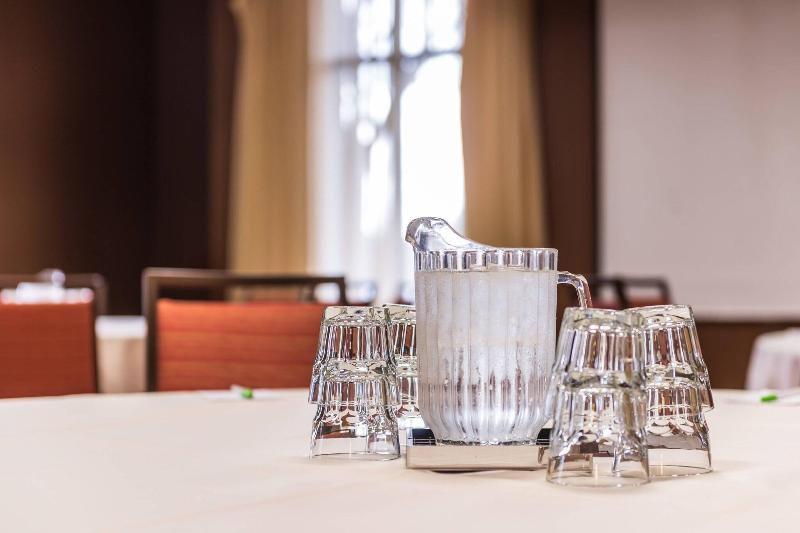 فندق Courtyard By Marriott Sacramento Midtown