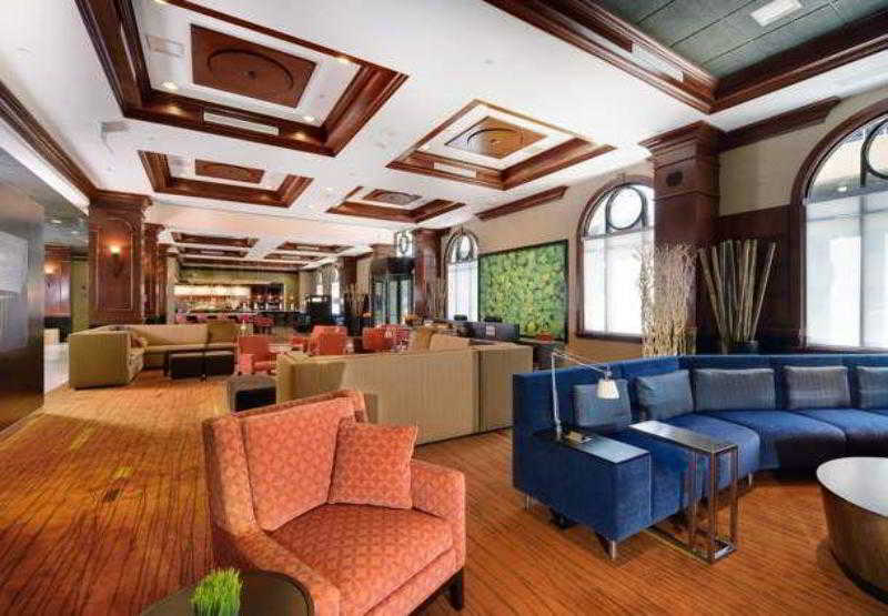 هتل Courtyard By Marriott Norfolk Downtown