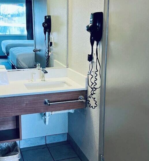 هتل Days Inn By Wyndham Ardmore
