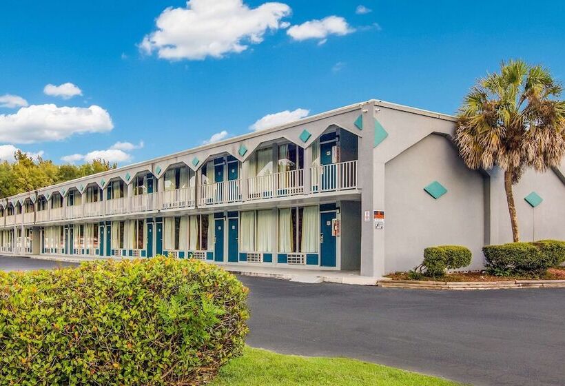 فندق Econo Lodge