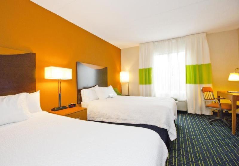 בית מלון כפרי Fairfield Inn & Suites By Marriott Pittsburgh New Stanton