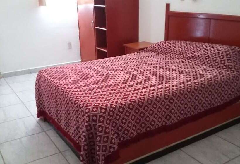 فندق Hacienda De Zapata