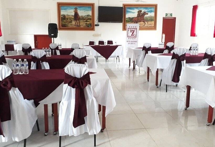 فندق Hacienda De Zapata