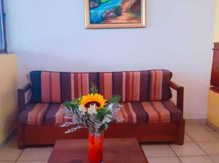 فندق Hacienda De Zapata