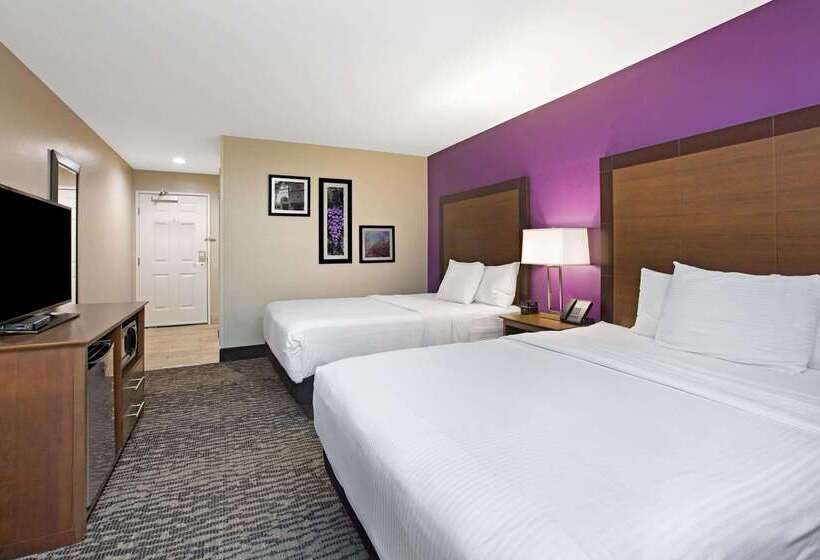 فندق La Quinta By Wyndham Visalia/sequoia Gateway