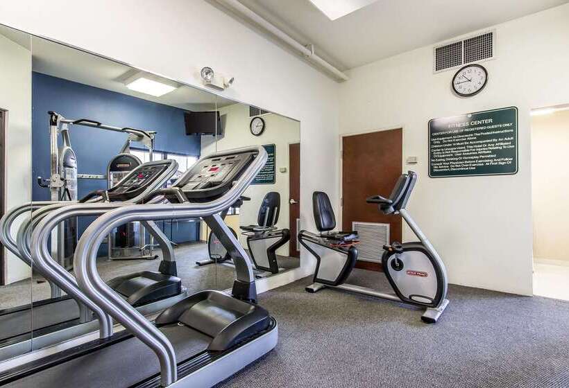 فندق Quality Suites New Iberia