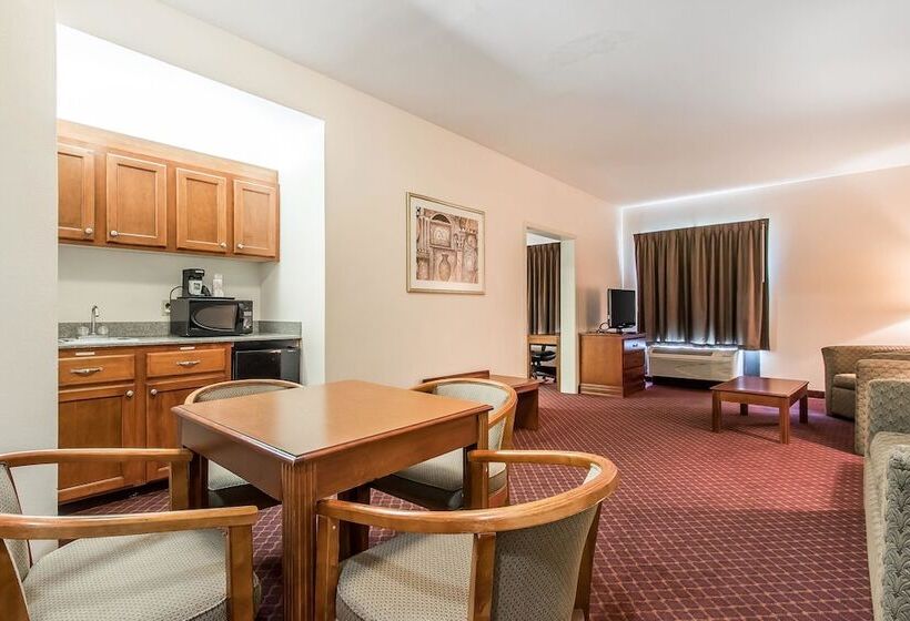 فندق Quality Suites New Iberia