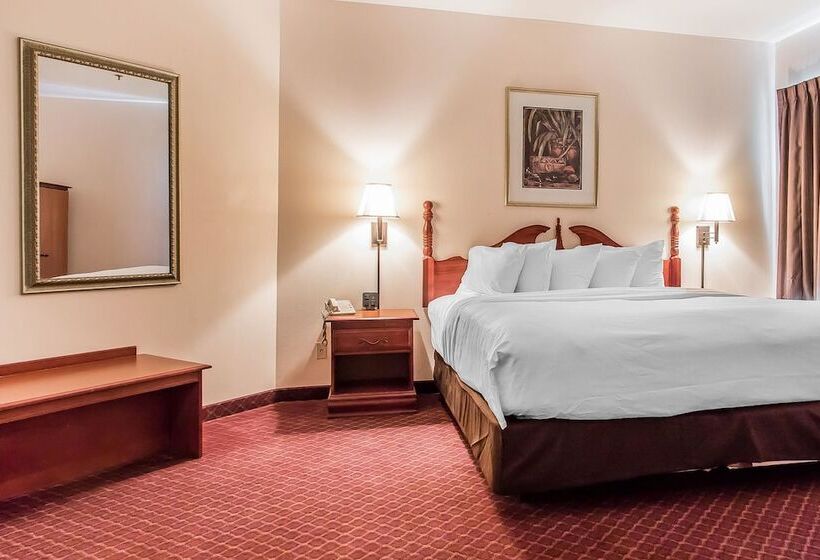 فندق Quality Suites New Iberia