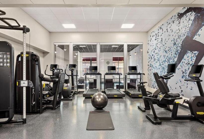 هتل Sheraton Duluth