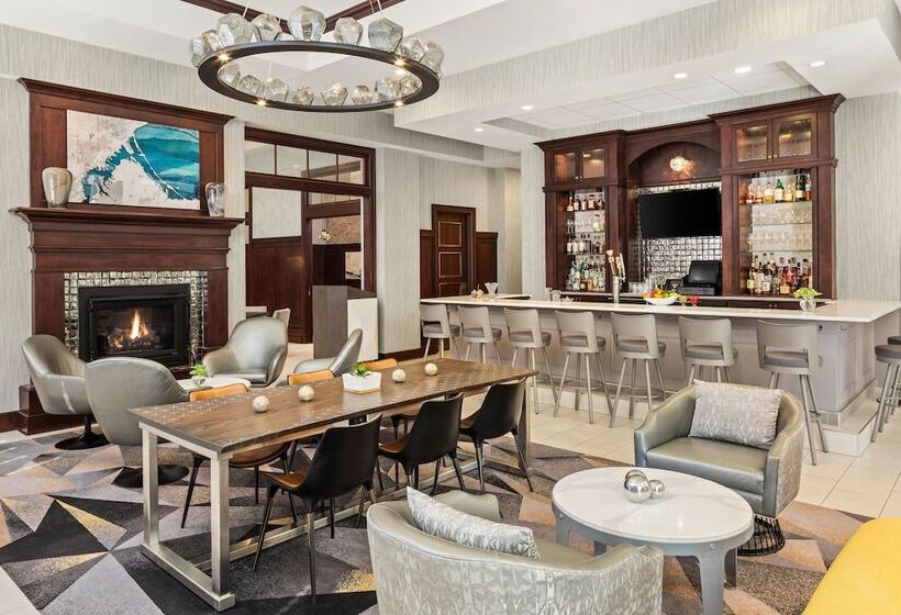 هتل Sheraton Duluth